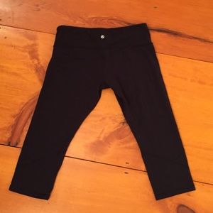 Lululemon Wunder Under crop
