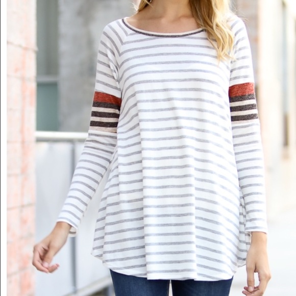 ❗️Clearance ❗Striped Long Sleeve Top - Picture 4 of 6
