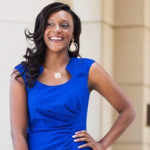 Meet your Posher, Ikeecia