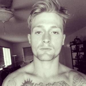 Meet your Posher, Garrett