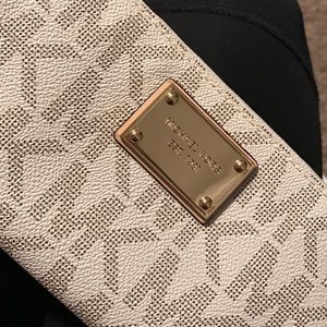MK Wallet