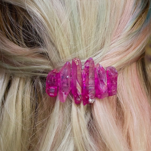Handmade Magenta Hologram Crystal Quartz Barrette - Picture 3 of 3