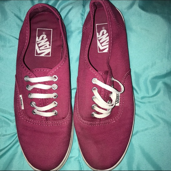 Maroon Authentic Lo Pro Vans