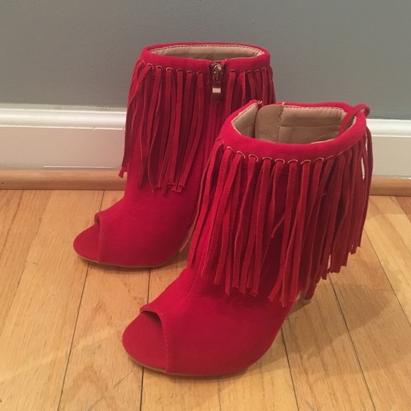 Liliana shoes brand new never worn 5 1/2