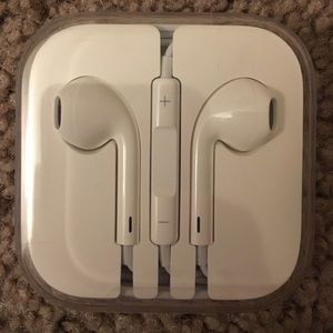 Apple EarPods