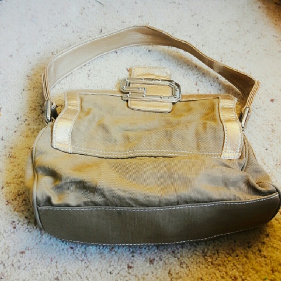 Guess Handbag - Picture 3 of 4