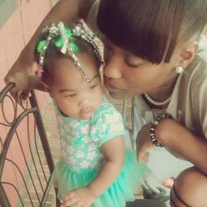 Meet your Posher, Deonna