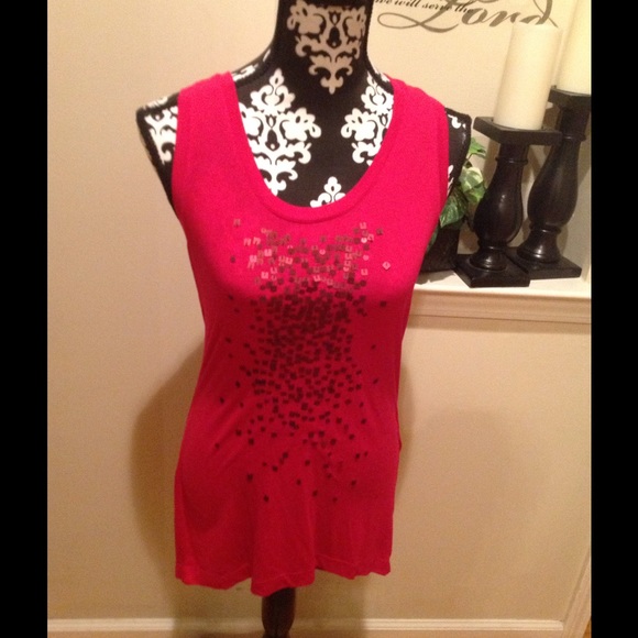 Cute Hot Pink Racerback Tank🎀🛍💞