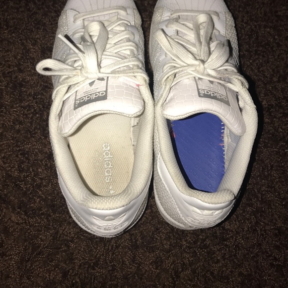 Adidas superstar - Picture 3 of 4