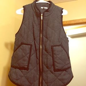 41 Hawthorn Vest