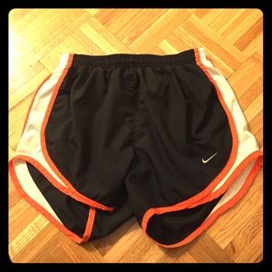Nike fit dry running shorts size S