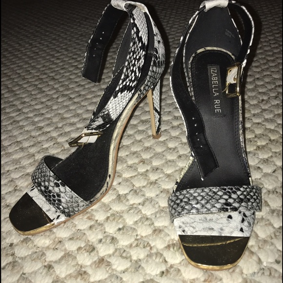 Shoes - Picture 2 of 4