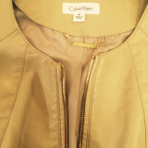 ❤️!Calvin Klein nude/tan Jacket - Picture 4 of 4