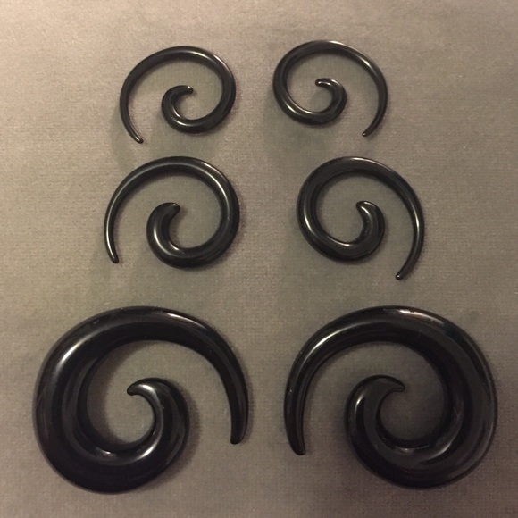 Spiral gauges black acrylic