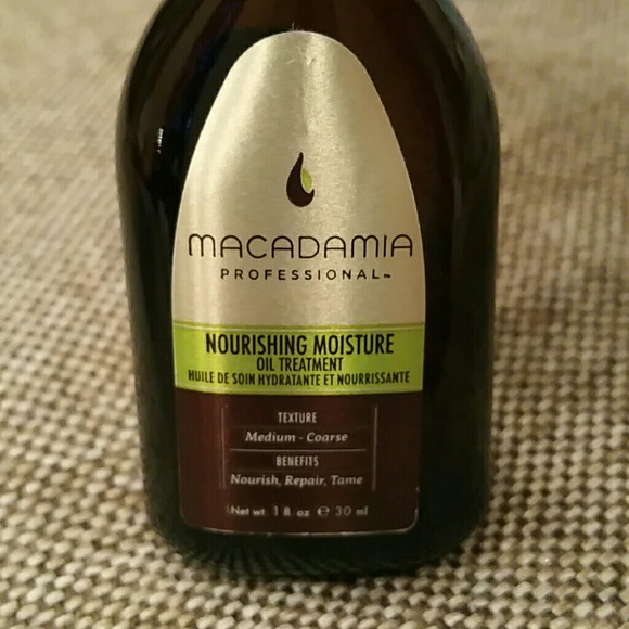 Macadamia Hair Oil - Picture 2 of 2