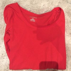 red long sleeve tee
