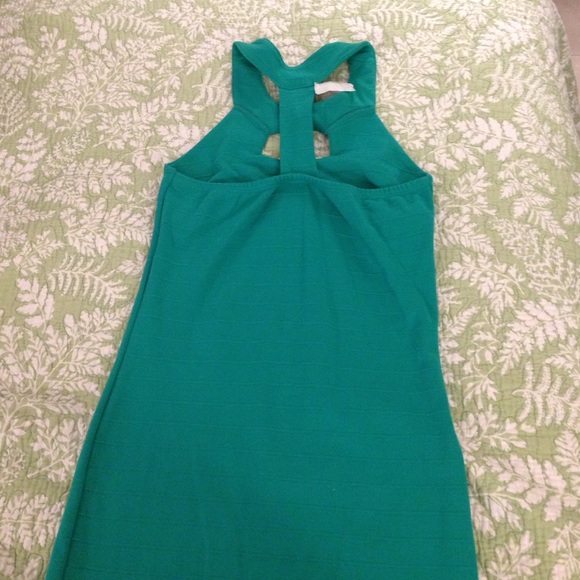 NWT basic house by Miroa green pintuck dress - Picture 2 of 2