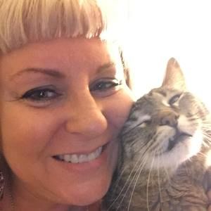 Meet your Posher, Angie