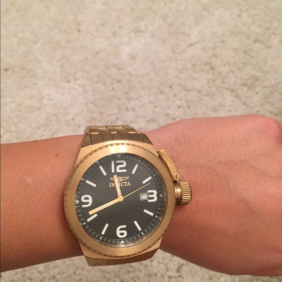 Invicta gold watch with black face - Picture 2 of 4