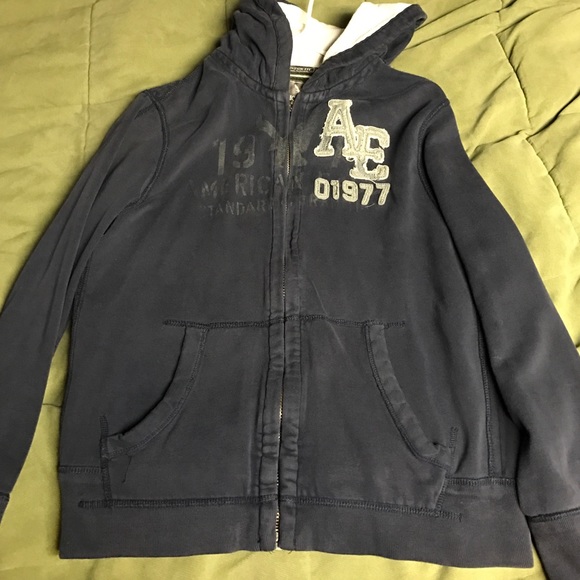 American Eagle Sweatshirt