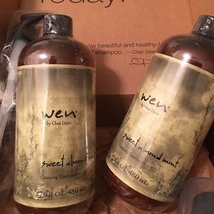 @MCONLE22 LISTING 💕WEN BY CHAZ DEAN