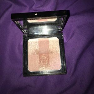 Bobbi brown highlighter