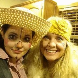 Meet your Posher, Sharon