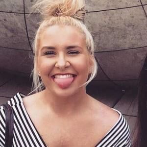 Meet your Posher, Kelly