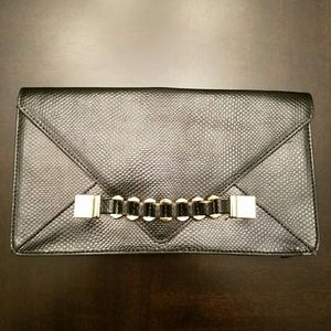 🔥SALE- Aldo Black and Gold Clutch