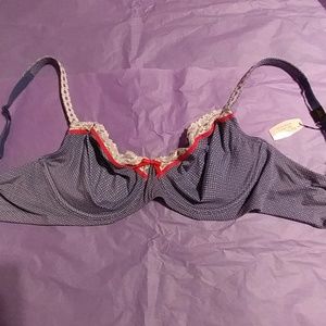 Victoria's secret Unlined demi bra 34dd
