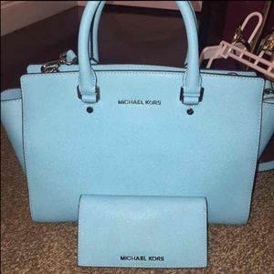 Michael kors purse