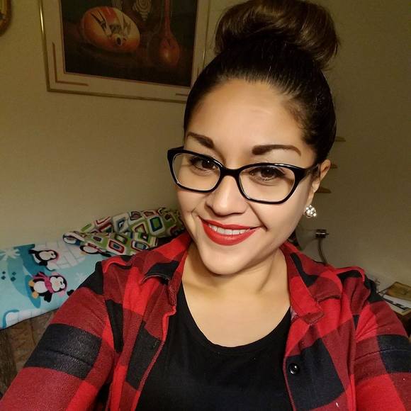 Meet your Posher, Maricela - Picture 1 of 1