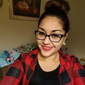 Meet your Posher, Maricela