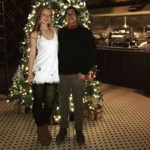 Meet your Posher, Joy