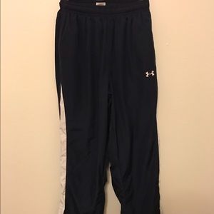 Under Armour jogging pant.