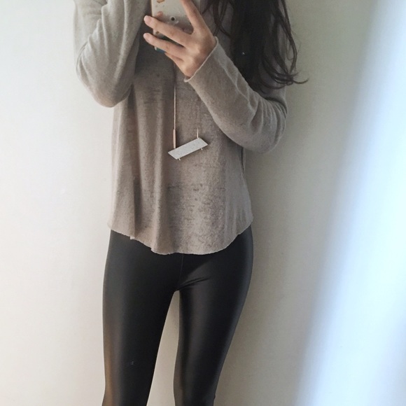 Bold geometry concrete metal necklace - Picture 3 of 4