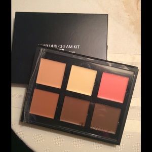 Anastasia Beverly Hills cream contour kit