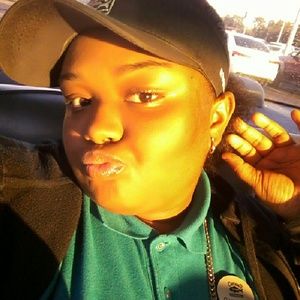 Meet your Posher, Cierra