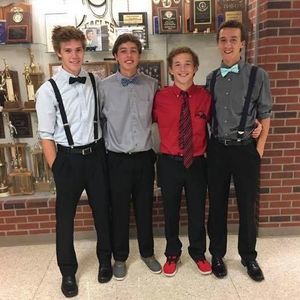 Meet your Posher, Cameron