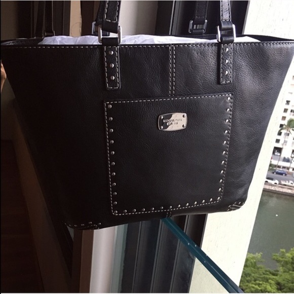 Authentic Michael Kors Large Bag - Picture 2 of 8