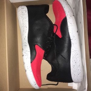 Jordan Eclipse worn 1