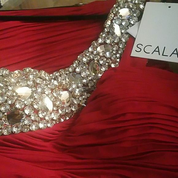 PRICE DROP SCALA EVENING DRESS - Picture 2 of 4