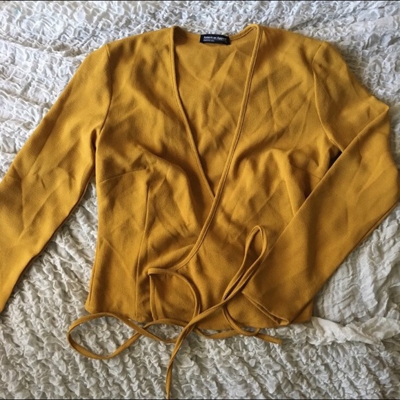 AA crepe wrap top