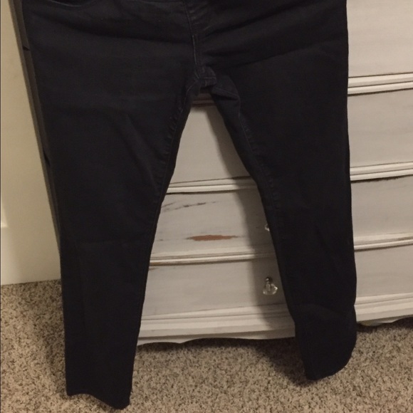 Old navy black full panel maternity jeans