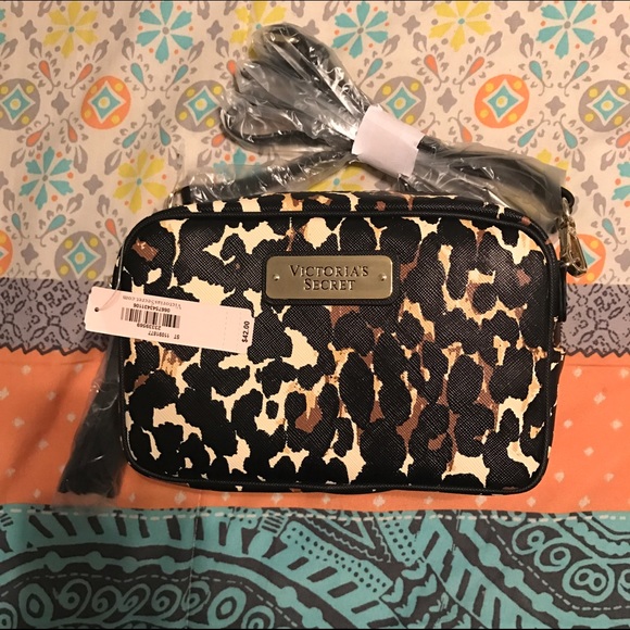 🎉🎉VD Sale🎉🎉 Sexy VS Crossbody Bag! Only today! - Picture 3 of 4