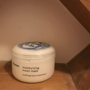 glossier moisturizing moon mask