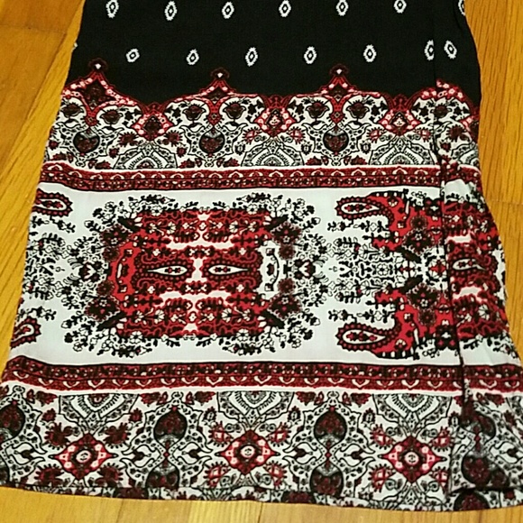 Adorable black pants, with red and black bottoms! - Picture 3 of 4