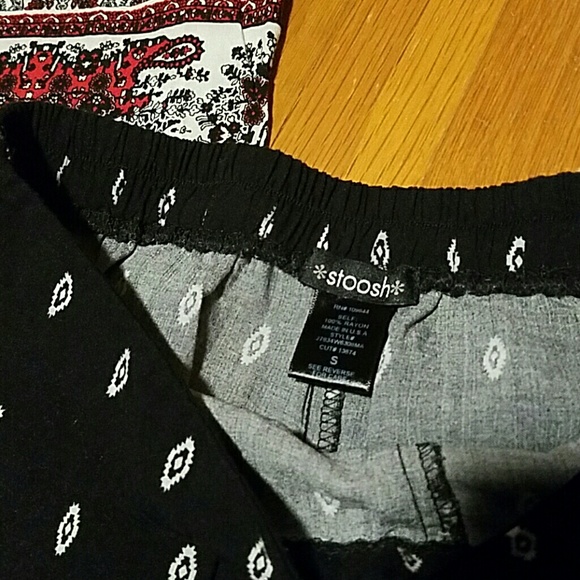 Adorable black pants, with red and black bottoms! - Picture 4 of 4