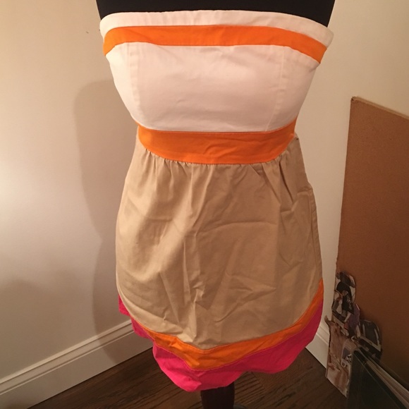 Alyn Paige strapless dress