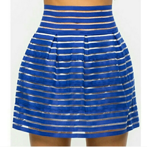 👄NEW! My Girl Flare Skirt?👄 - Picture 2 of 4